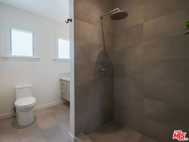 $1,488,000 | 1826 West 78th Street, Los Angeles, CA 90047