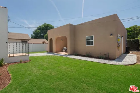 $1,399,000 | 1826 West 78th Street, Los Angeles, CA 90047