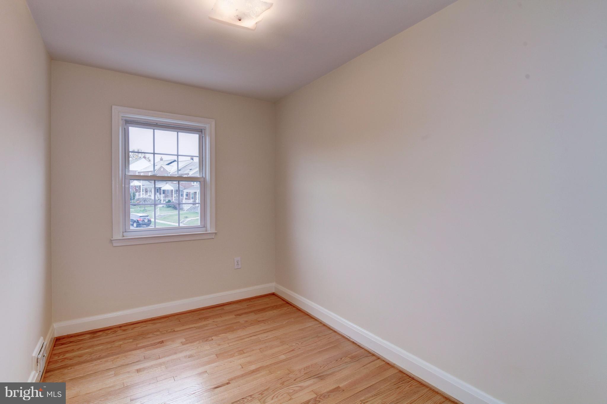 998 Elm Road Baltimore, MD 21227 - Photo 20 of 30 Third Bedroom
