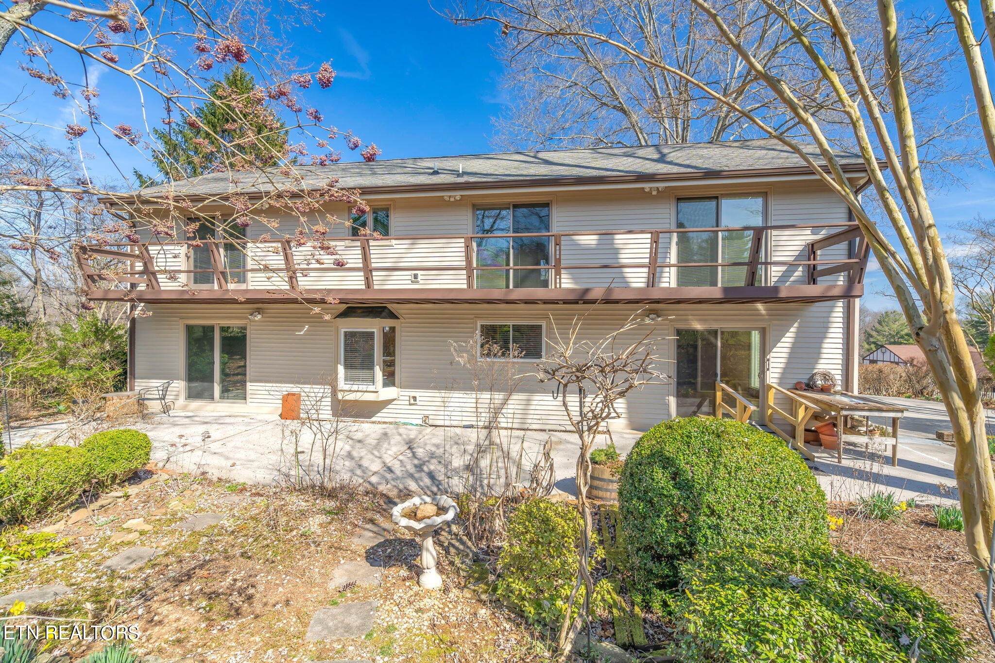 403 Orchard Knob Road Clinton, TN 37716 - Photo 4 of 42 Gallery Image 4