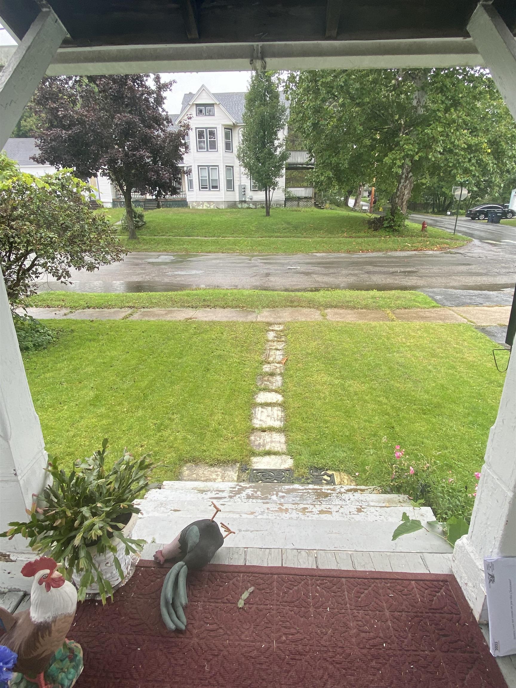 122 Oak Street Rutland, VT 05701 - Photo 29 of 38