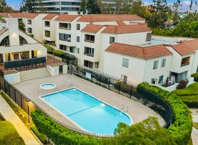 $315,000 | 600 West 3rd Street, Santa Ana, CA 92701