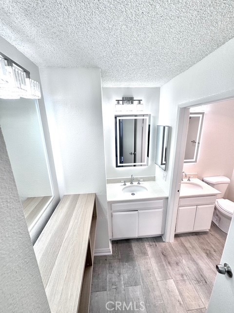 600 West 3rd Street, Unit A208 Santa Ana, CA 92701 - Photo 7 of 14