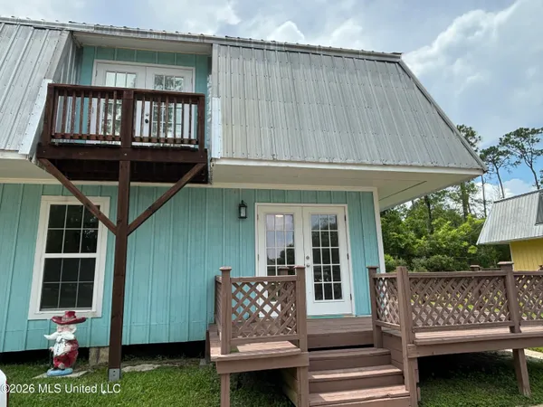 $1,275 | 590 Royal Oak Drive, Unit 7, Pass Christian, MS 39571