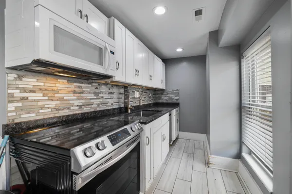 $675,998 | 819 Campbell Avenue Southwest, Roanoke, VA 24016