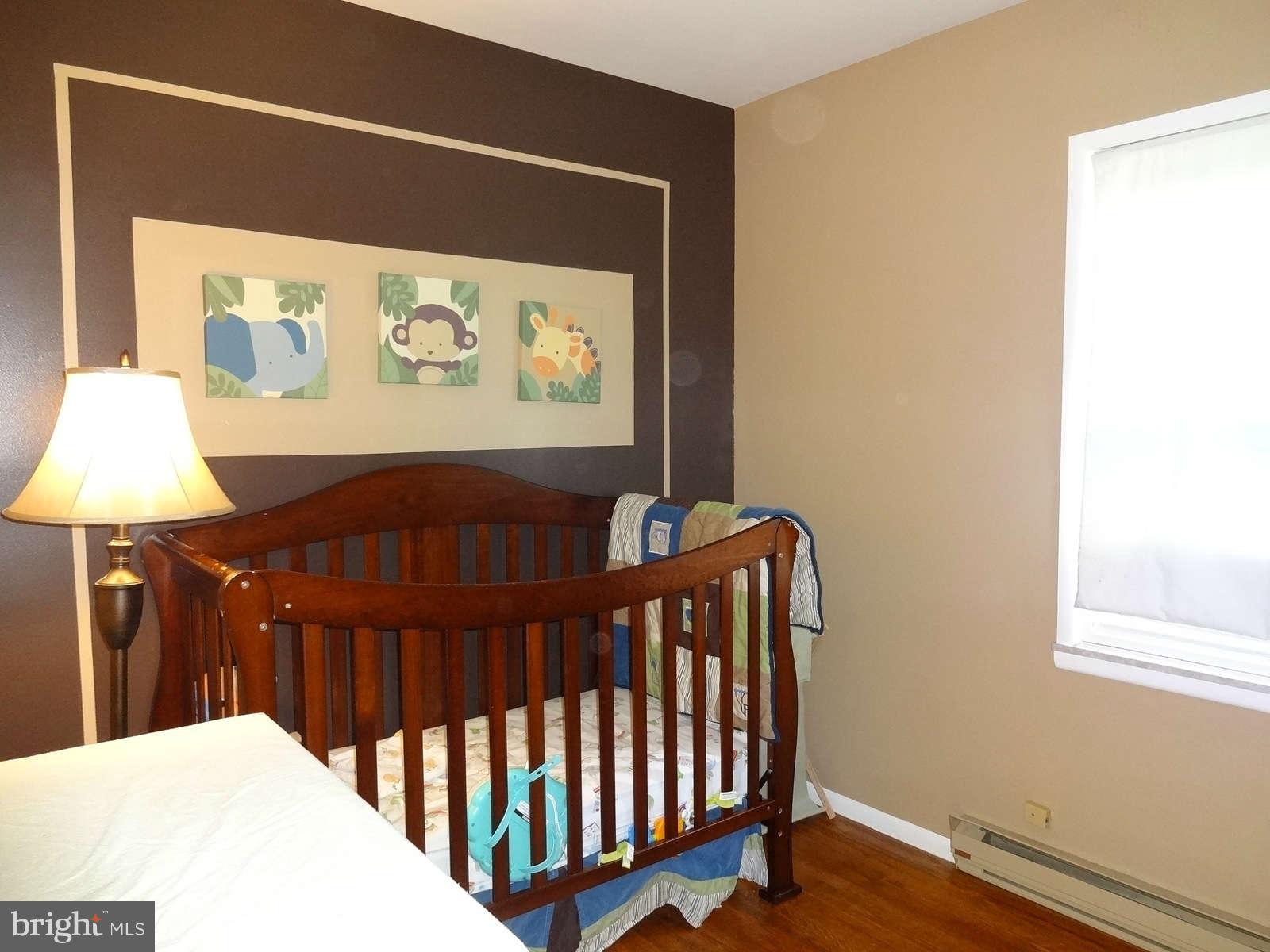 5264 Chalk Point Road West River, MD 20778 - Photo 18 of 30 First Bedroom