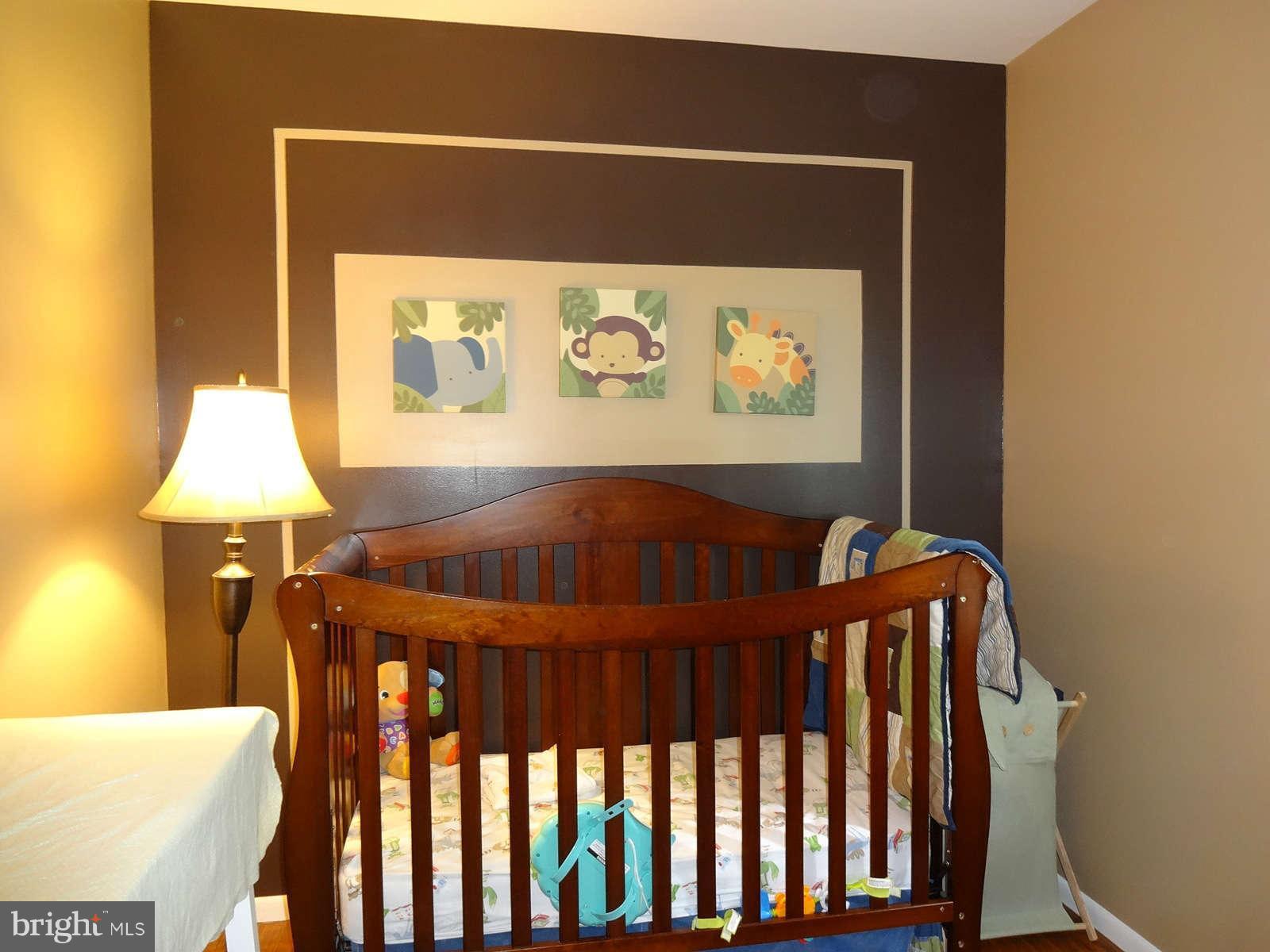5264 Chalk Point Road West River, MD 20778 - Photo 19 of 30 Alternate View of First Bedroom