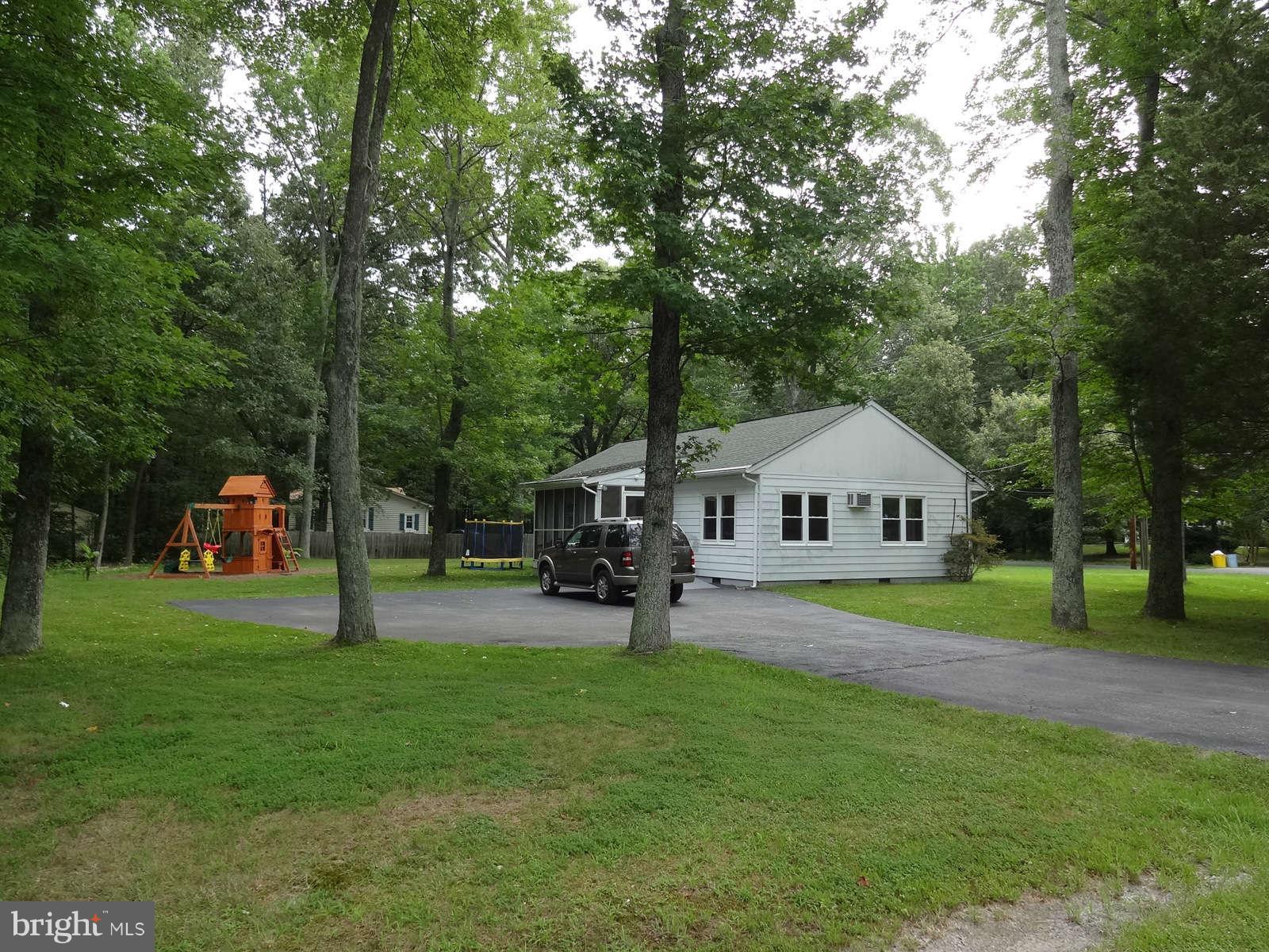 5264 Chalk Point Road West River, MD 20778 - Photo 3 of 30 View from the side yard