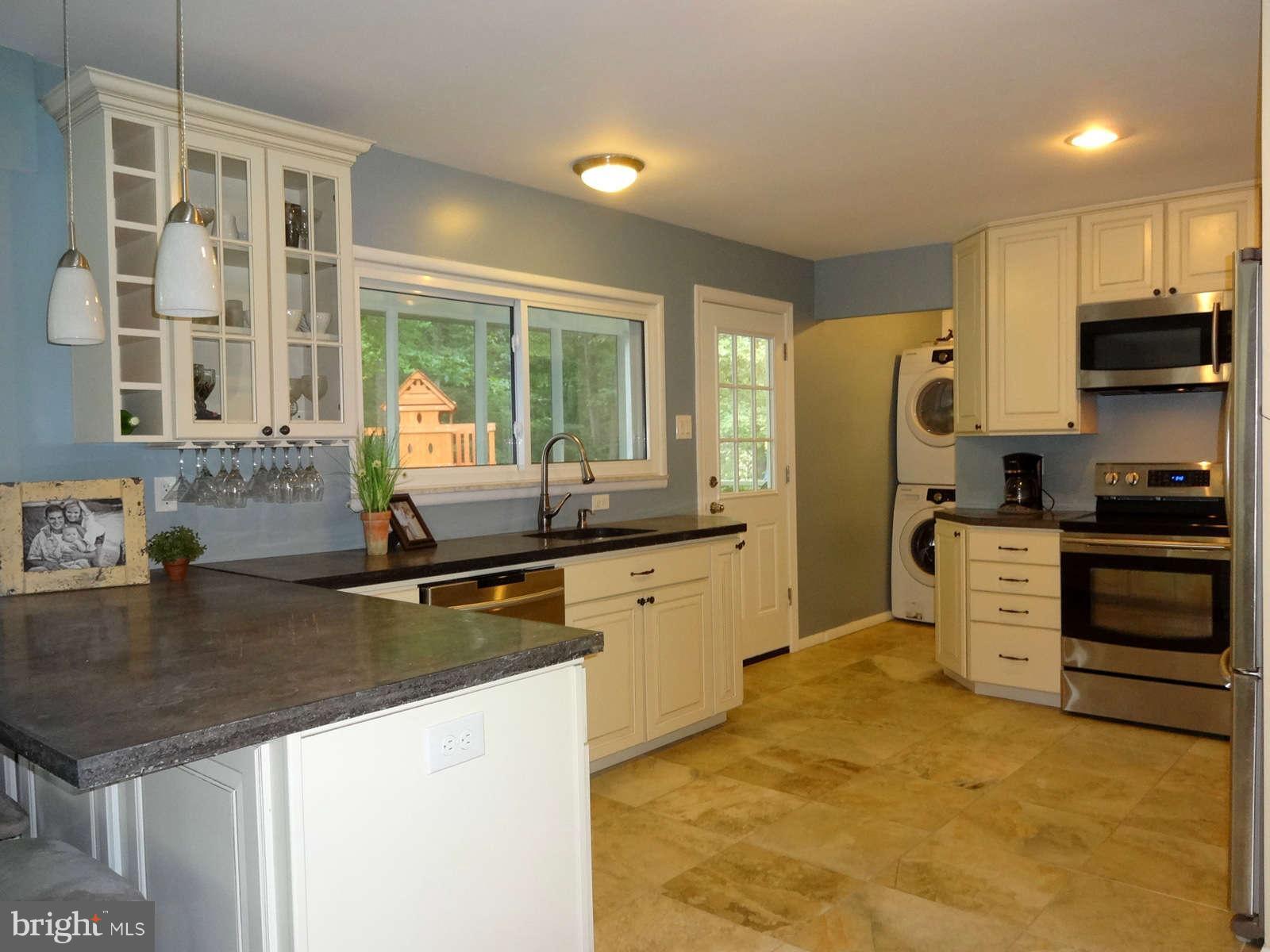 5264 Chalk Point Road West River, MD 20778 - Photo 10 of 30 Ceramic Tile Flooring