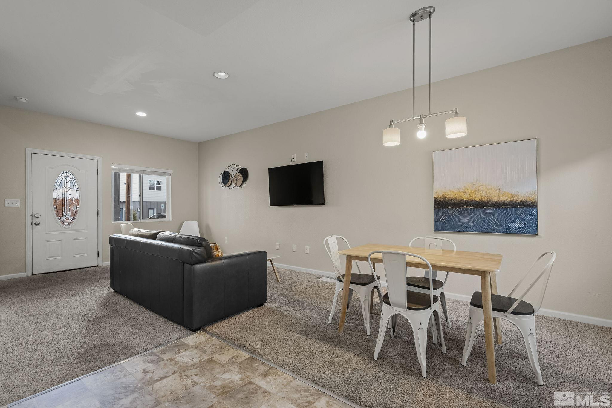 121 Caliente Street Reno, NV 89509 - Photo 5 of 11 Photo 5