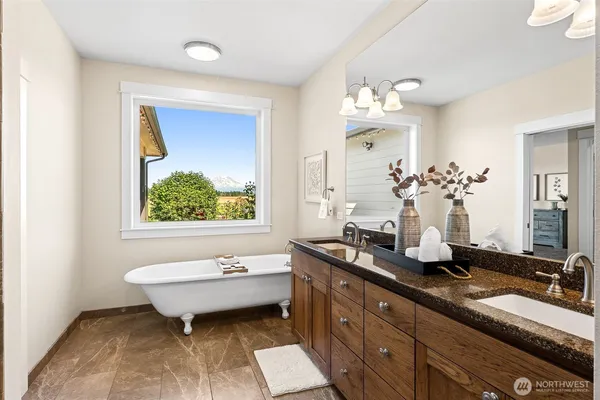 $1,795,000 | 30721 40th Avenue South, Roy, WA 98580