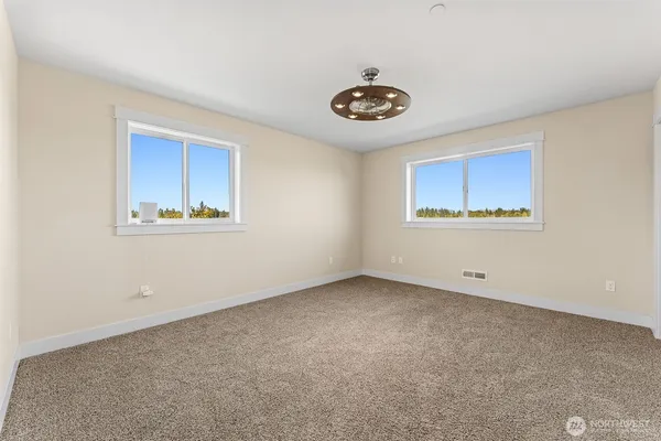 $1,795,000 | 30721 40th Avenue South, Roy, WA 98580