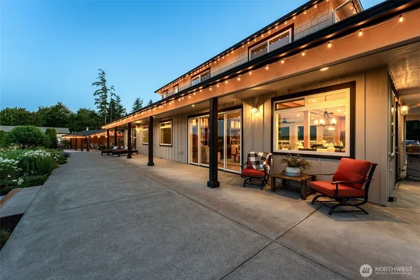 $1,795,000 | 30721 40th Avenue South, Roy, WA 98580