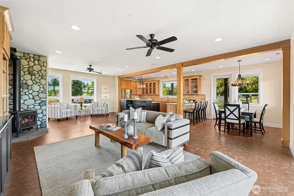 $1,795,000 | 30721 40th Avenue South, Roy, WA 98580