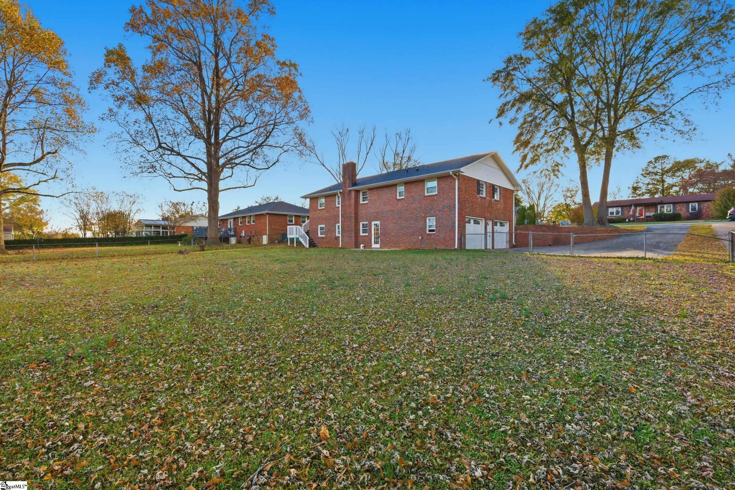 234 Ferndale Drive Boiling Springs, SC 29316 - Photo 36 of 42