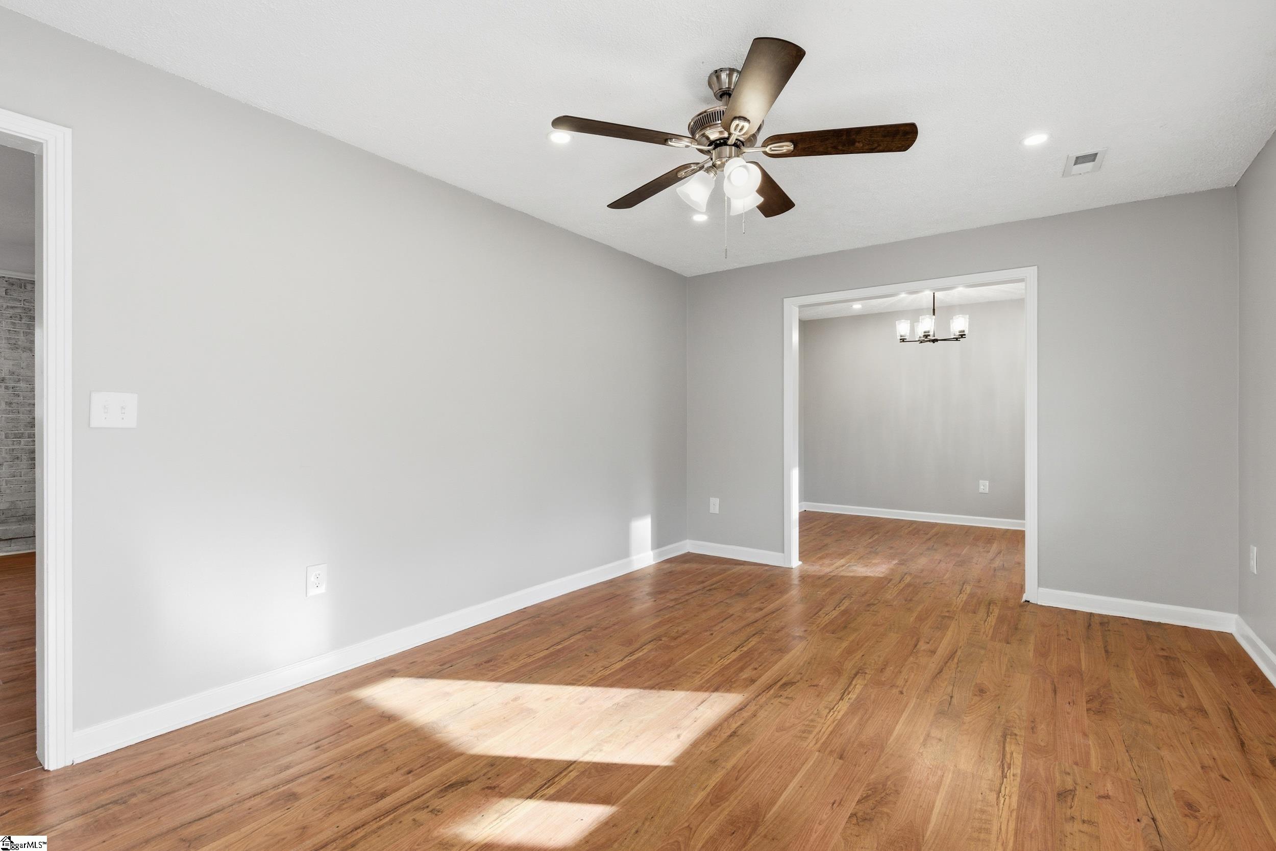 234 Ferndale Drive Boiling Springs, SC 29316 - Photo 5 of 42