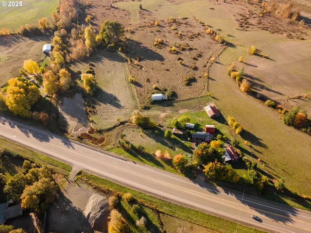 $575,000 | 19115 Highway 42, Camas Valley, OR 97416