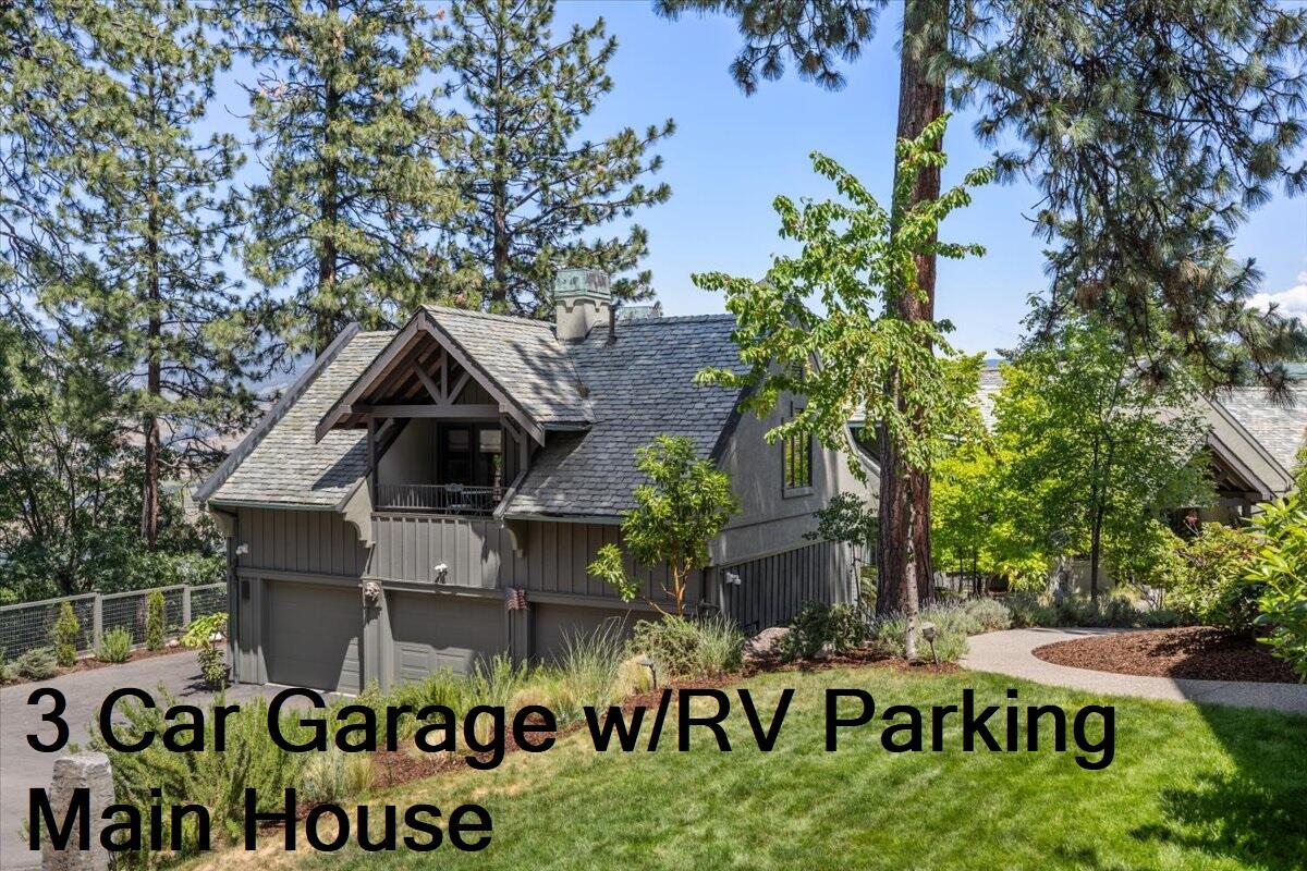 500 Ashland Loop Road Ashland, OR 97520 - Photo 6 of 67 a front view of a house