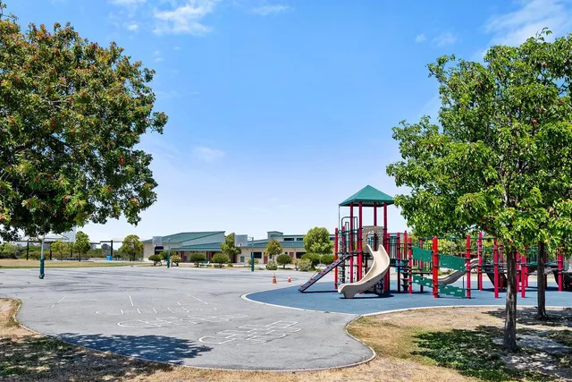 $9,000 | 142 Monaco Drive, Redwood Shores, CA 94065