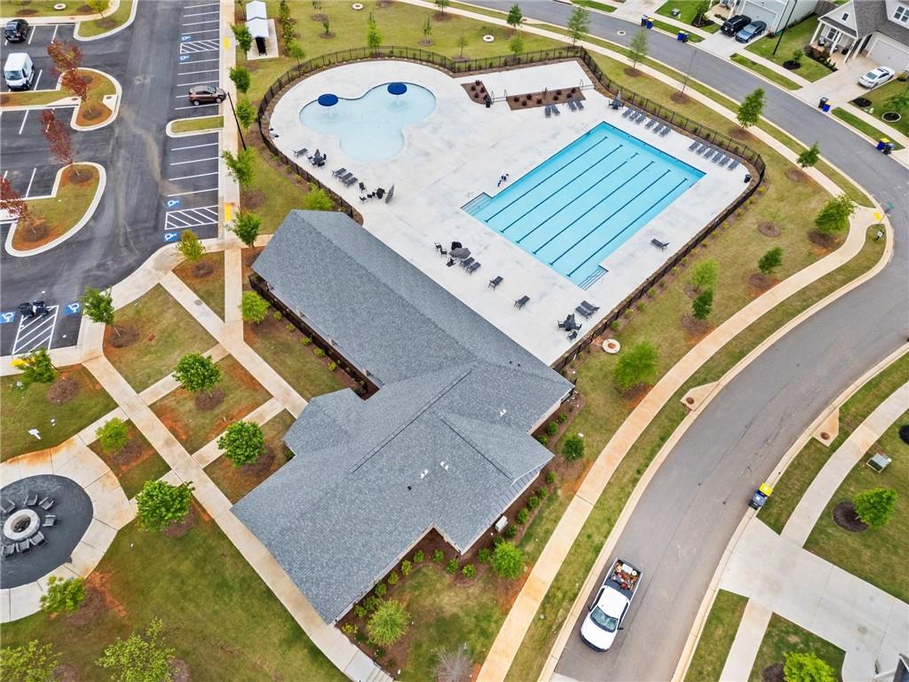 801 Cameron Trail Acworth, GA 30102 - Photo 34 of 36 an aerial view of a house with a swimming pool