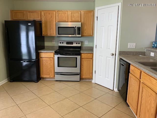 96065 Coral Reef Road Yulee, FL 32097 - Photo 4 of 12 IMG_1485