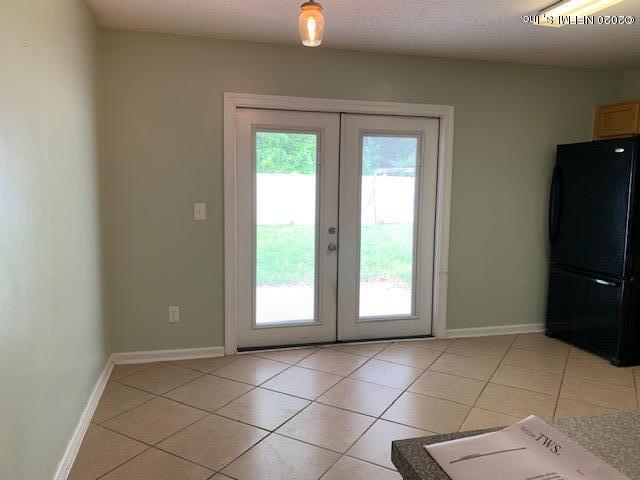 96065 Coral Reef Road Yulee, FL 32097 - Photo 5 of 12 IMG_1484