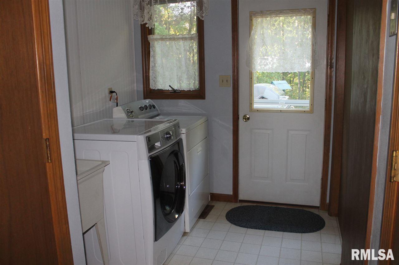 13309 West Clark Road Glasford, IL 61533 - Photo 22 of 34 Gallery Image 22