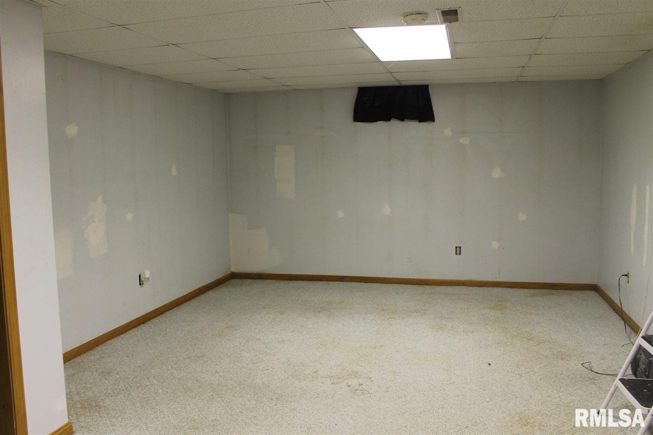 13309 West Clark Road Glasford, IL 61533 - Photo 26 of 34 Gallery Image 26
