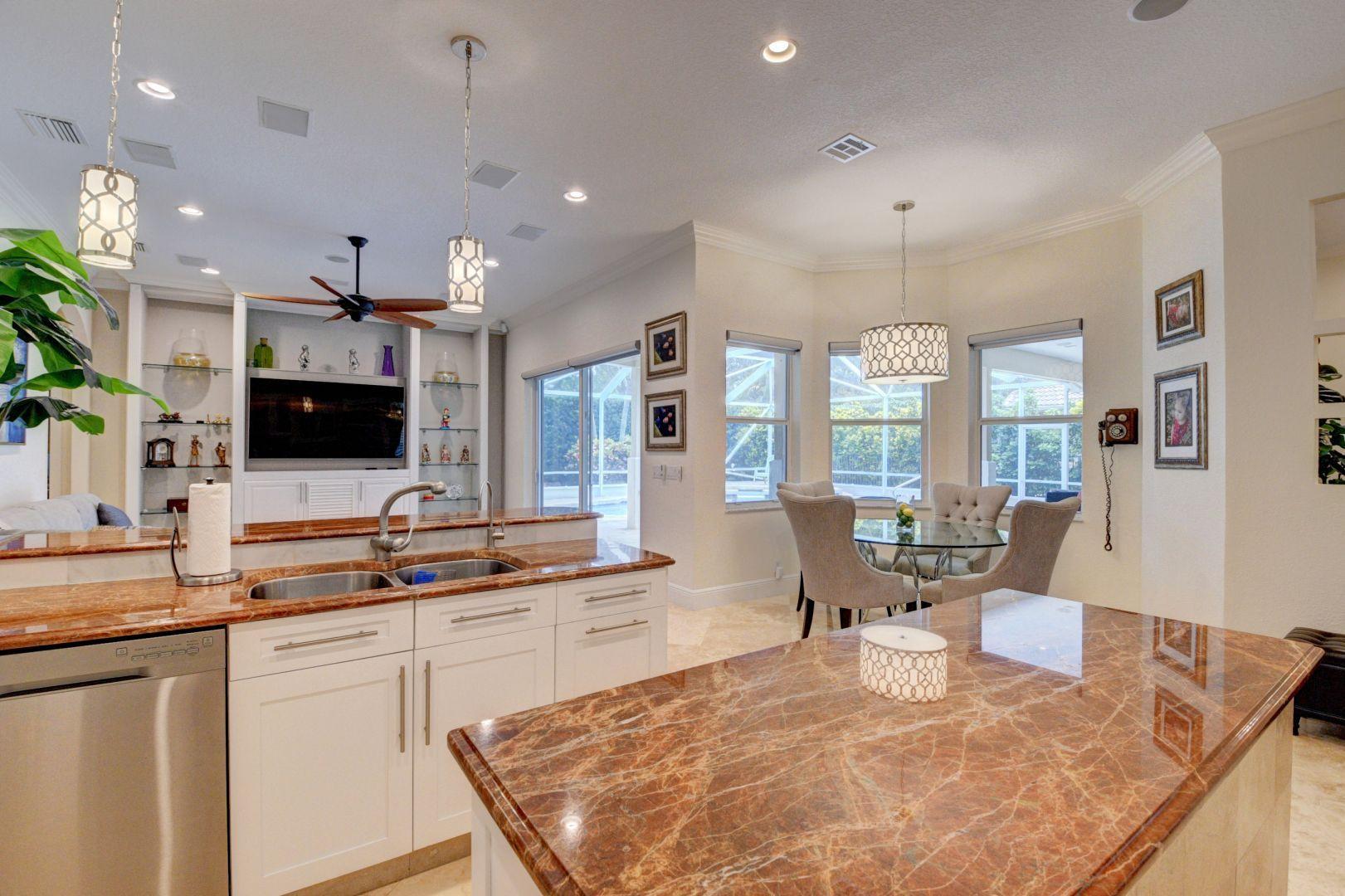 21310 Falls Ridge Way Boca Raton, FL 33428 - Photo 4 of 33 Kitchen