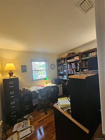 $3,875 | 16 Ark Place, Huntington Station, NY 11746