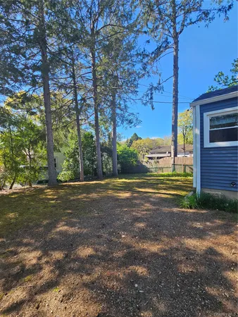 $3,875 | 16 Ark Place, Huntington Station, NY 11746