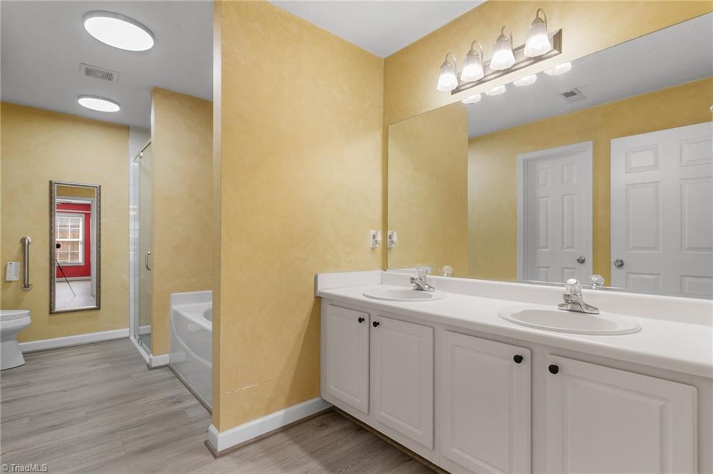 609 Huntingdon Street Elon, NC 27244 - Photo 15 of 25 Primary Bathroom