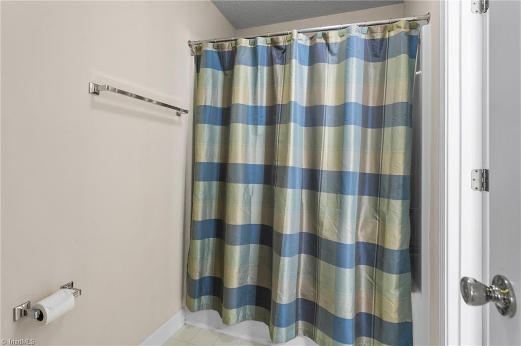 609 Huntingdon Street Elon, NC 27244 - Photo 25 of 25 Upstairs Bathtub