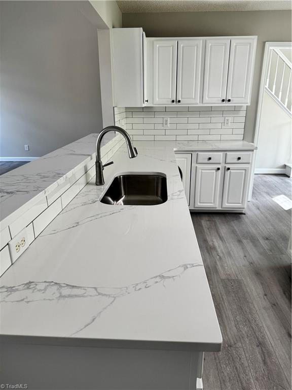 609 Huntingdon Street Elon, NC 27244 - Photo 3 of 13 Kitchen Countertop