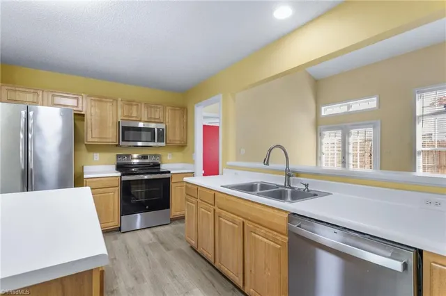 $329,600 | 609 Huntingdon Street, Elon, NC 27244