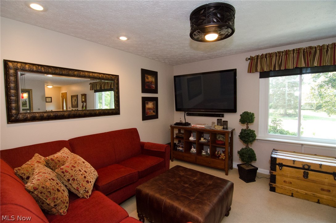3427 Marian Road Ravenna, OH 44266 - Photo 10 of 35 Gallery Image 10