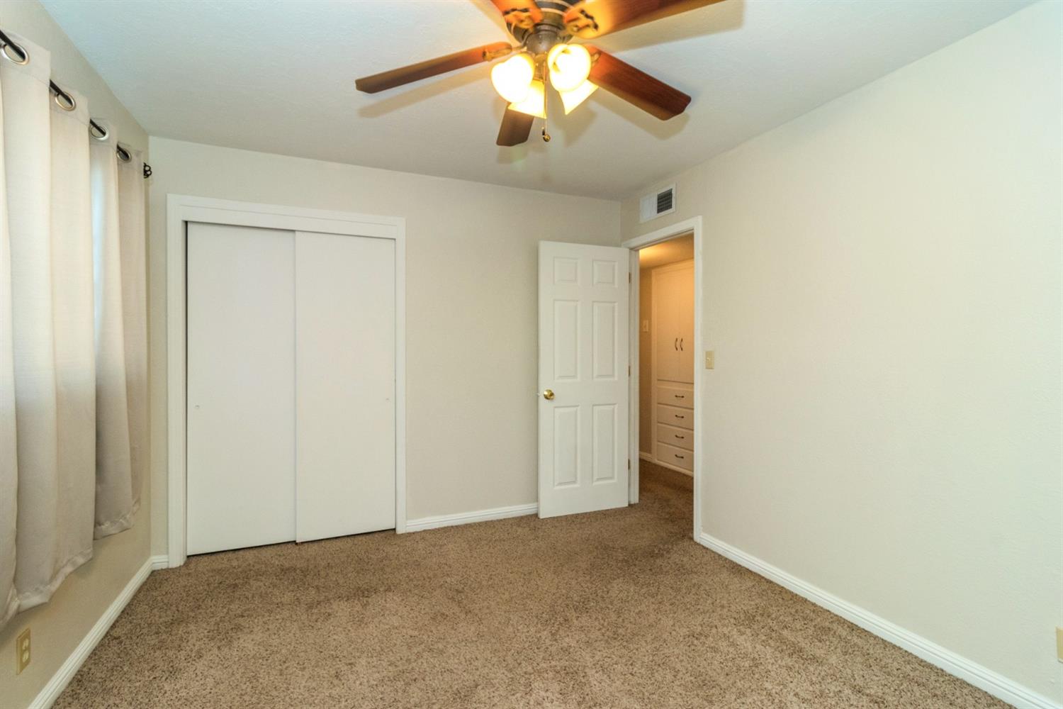 117 Manning Avenue Reedley, CA 93654 - Photo 18 of 22 Gallery Image 18