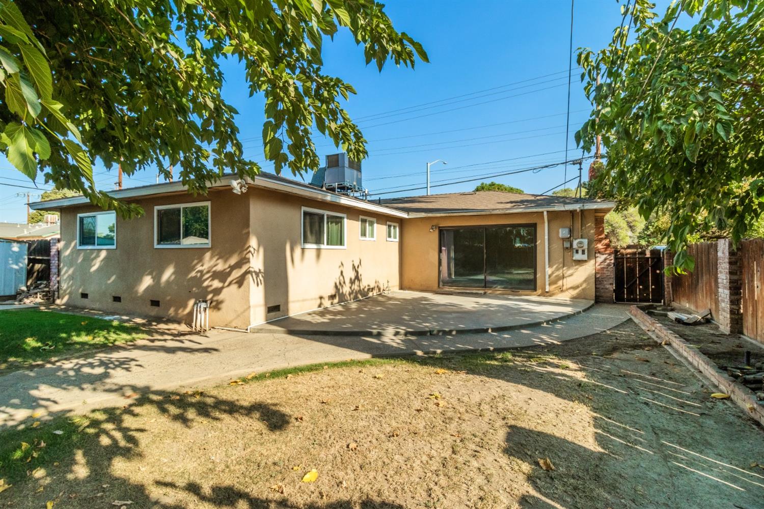 117 Manning Avenue Reedley, CA 93654 - Photo 20 of 22 Gallery Image 20