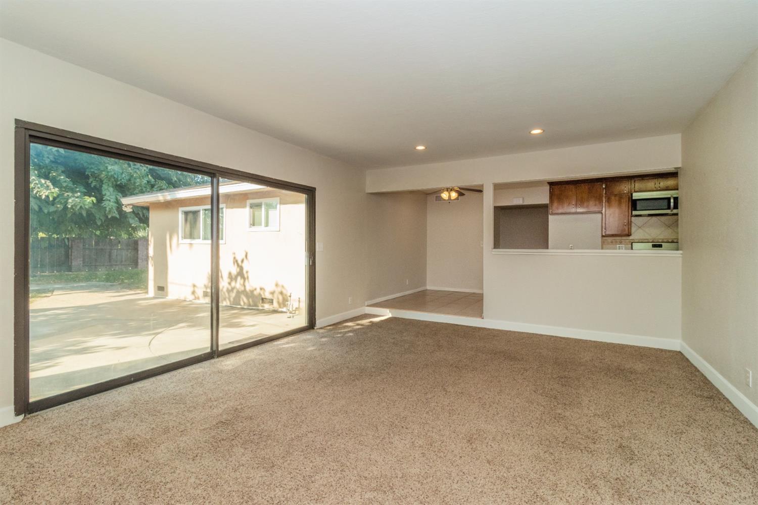117 Manning Avenue Reedley, CA 93654 - Photo 5 of 22 Gallery Image 5