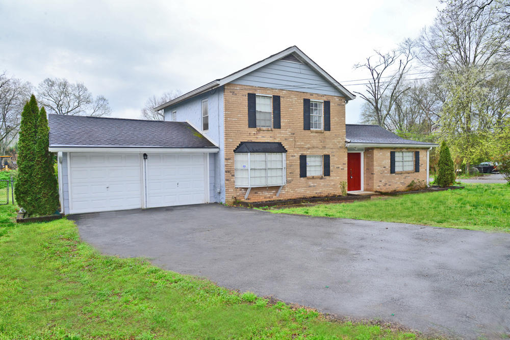 2210 Mae Dell Road Chattanooga, TN 37421 - Photo 3 of 27 MCO_7362 copy