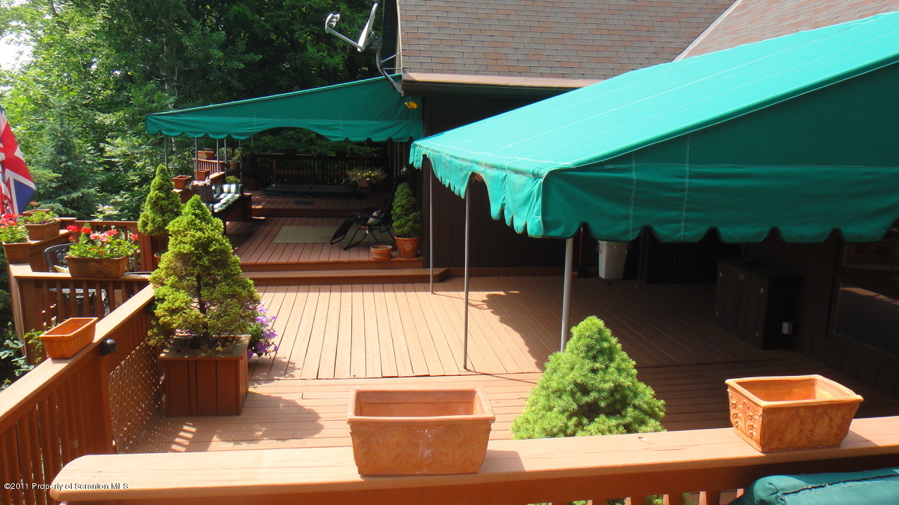 114 Ridge Street Clarks Summit, PA 18411 - Photo 3 of 18 Gallery Image 3