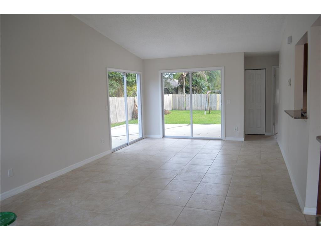 762 Bayharbor Terrace Sebastian, FL 32958 - Photo 3 of 14