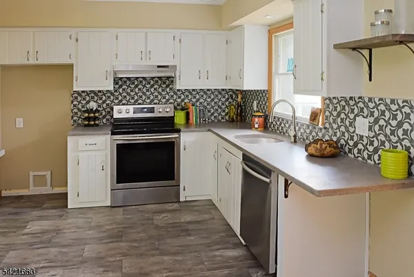 $3,300 | 3 Lew May Drive, Newton, NJ 07860