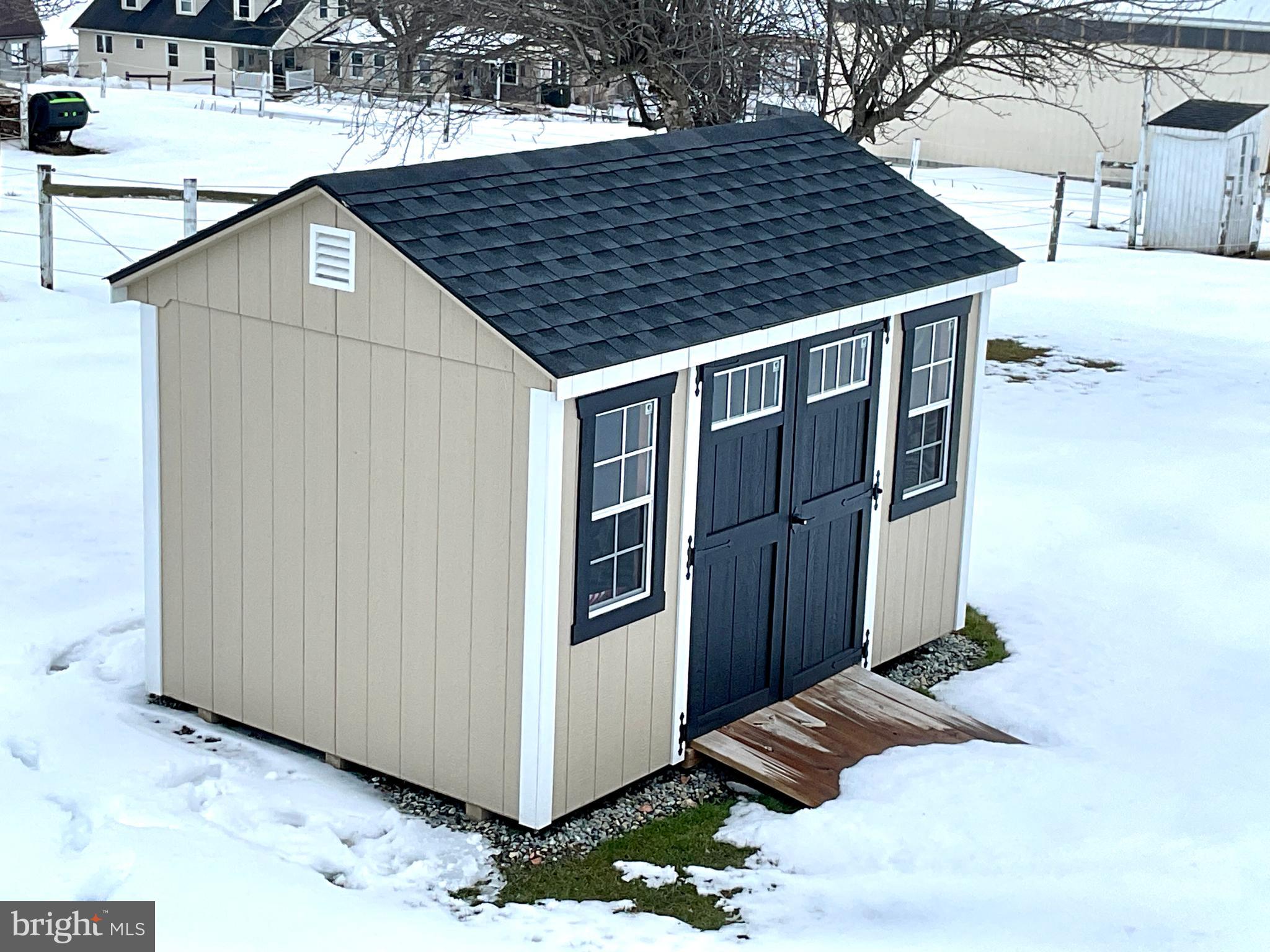 971 Dry Wells Road Quarryville, PA 17566 - Photo 20 of 37 a view of backyard of the house