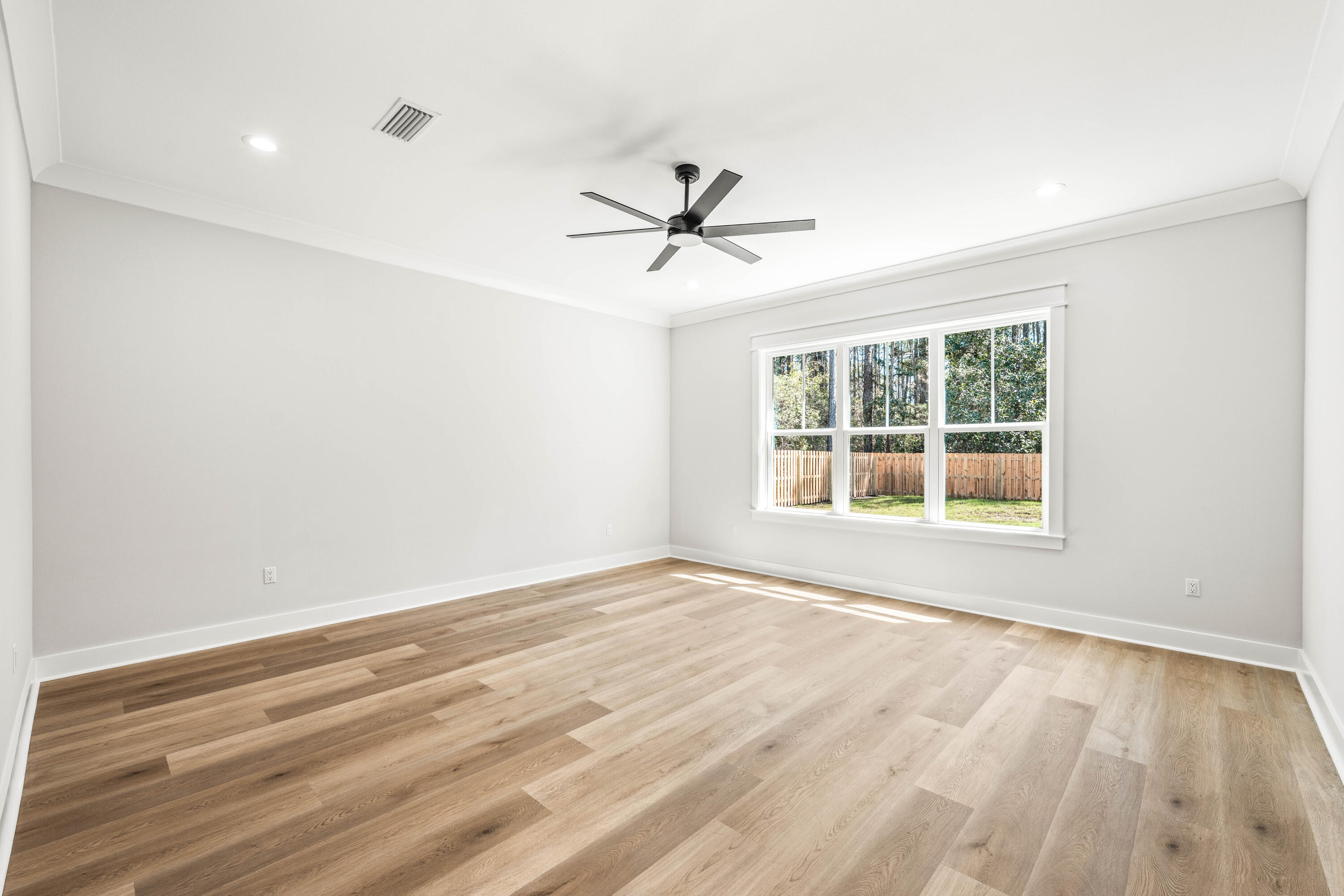 112 East Captain Fritz Way Freeport, FL 32439 - Photo 22 of 114 112 E Captain Fitz-34