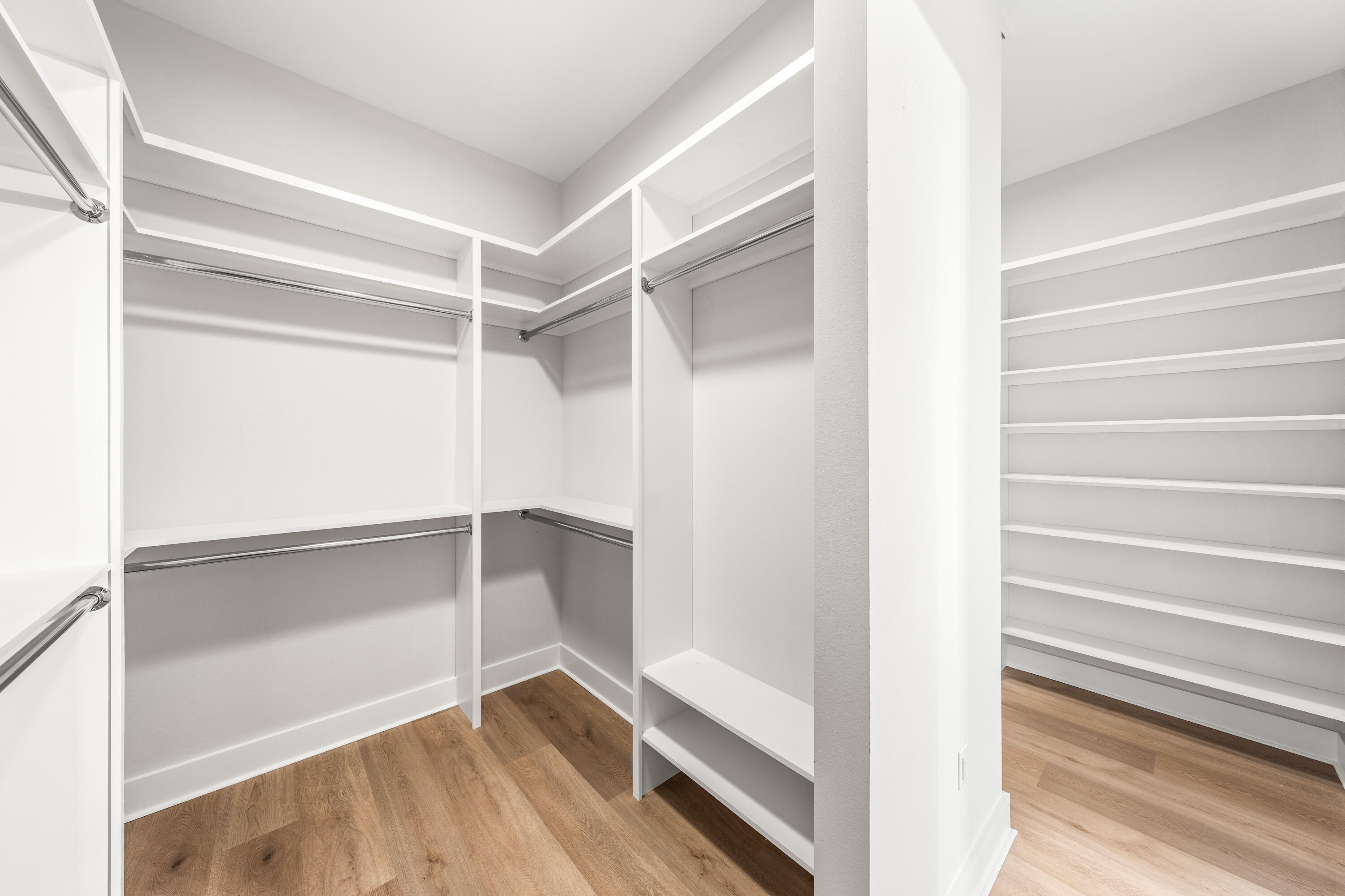 112 East Captain Fritz Way Freeport, FL 32439 - Photo 31 of 114 a view of an empty walk in closet