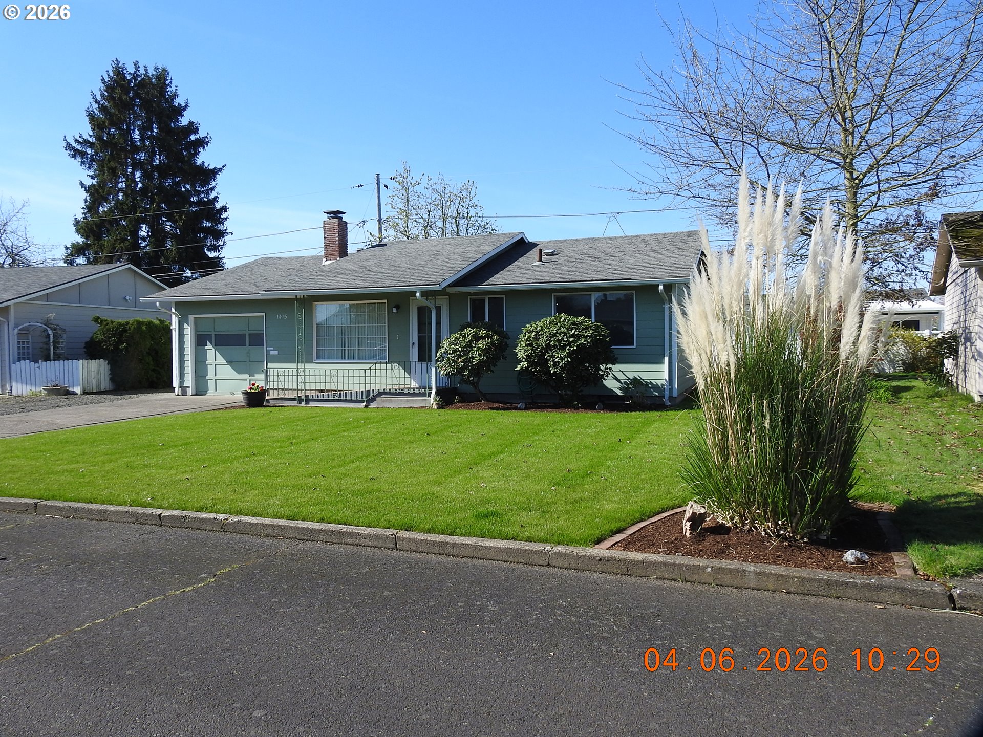 1415 Thompson Road Woodburn, OR 97071 - Photo 3 of 29