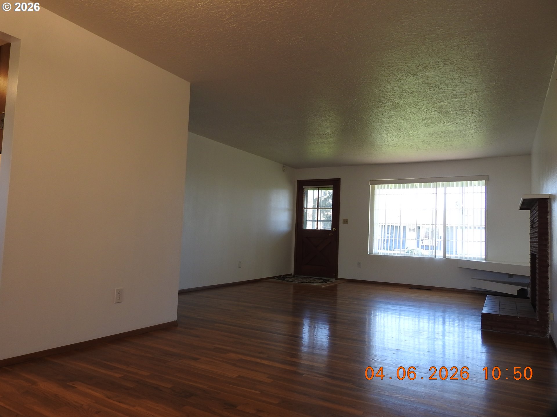 1415 Thompson Road Woodburn, OR 97071 - Photo 6 of 29