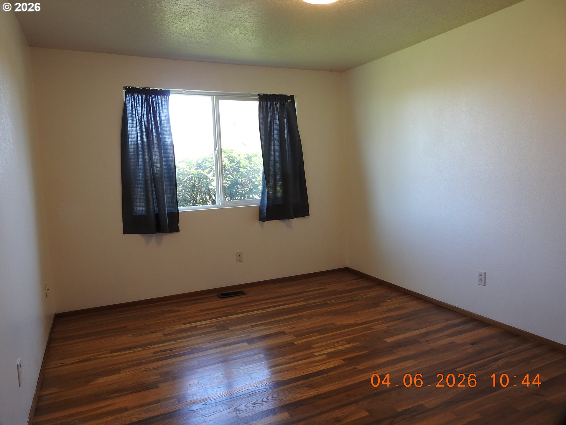 1415 Thompson Road Woodburn, OR 97071 - Photo 10 of 29