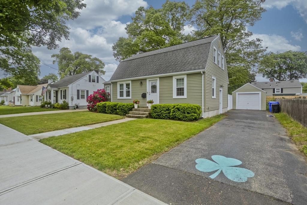 52 Gillette Circle Springfield, MA 01118 - Photo 3 of 30 a front view of house with yard and green space